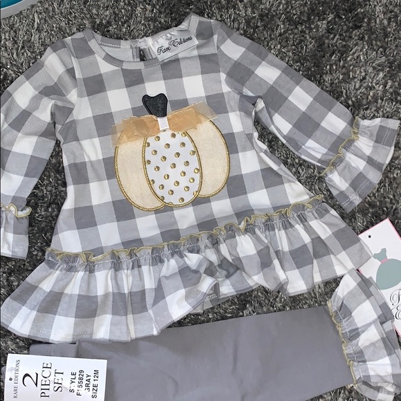 Rare Editions Other - Rare editions fall pumpkin ruffle outfit 12 month